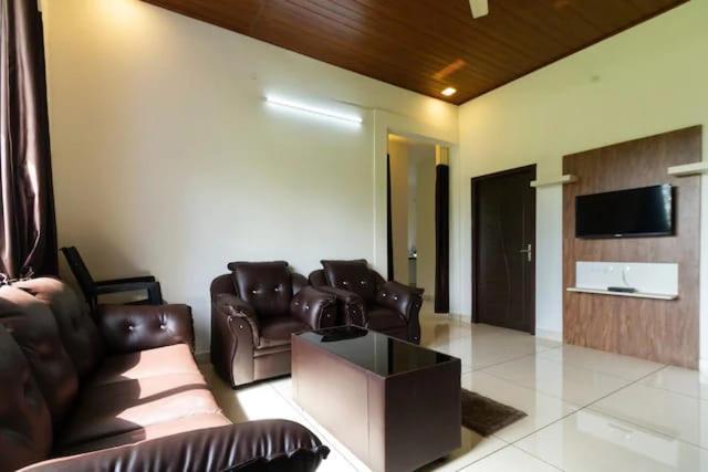 Letstay Vythiri Hill Palace מראה חיצוני תמונה